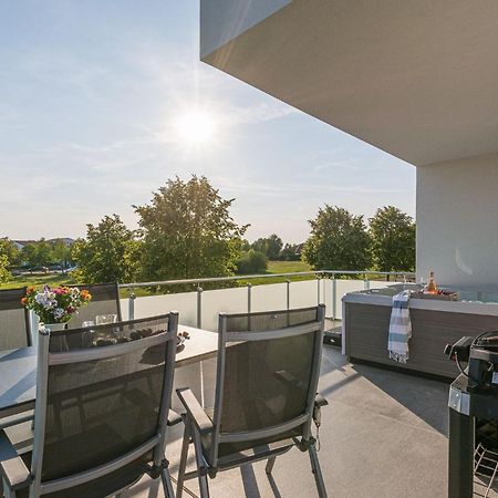 Luxus_Spa_Og_Fewo Quartier 4 _We 4_ Gohren-Lebbin Bagian luar foto
