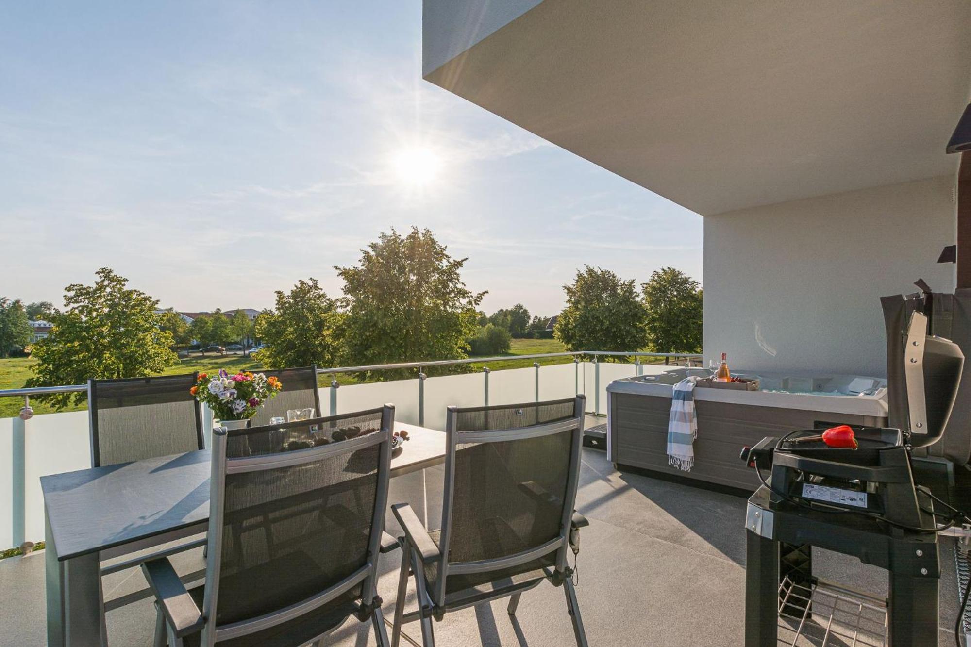 Luxus_Spa_Og_Fewo Quartier 4 _We 4_ Gohren-Lebbin Bagian luar foto