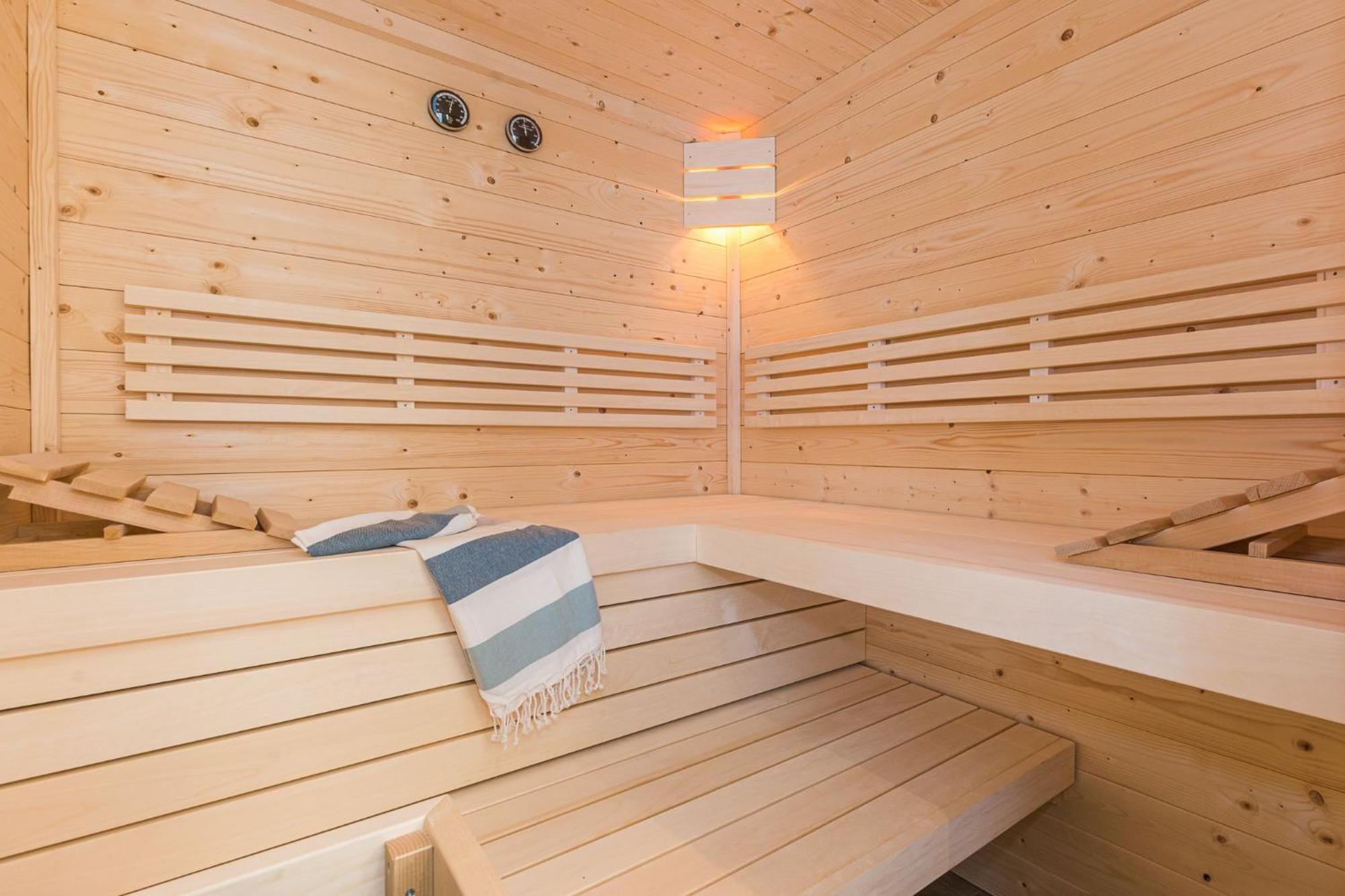 Luxus_Spa_Og_Fewo Quartier 4 _We 4_ Gohren-Lebbin Bagian luar foto